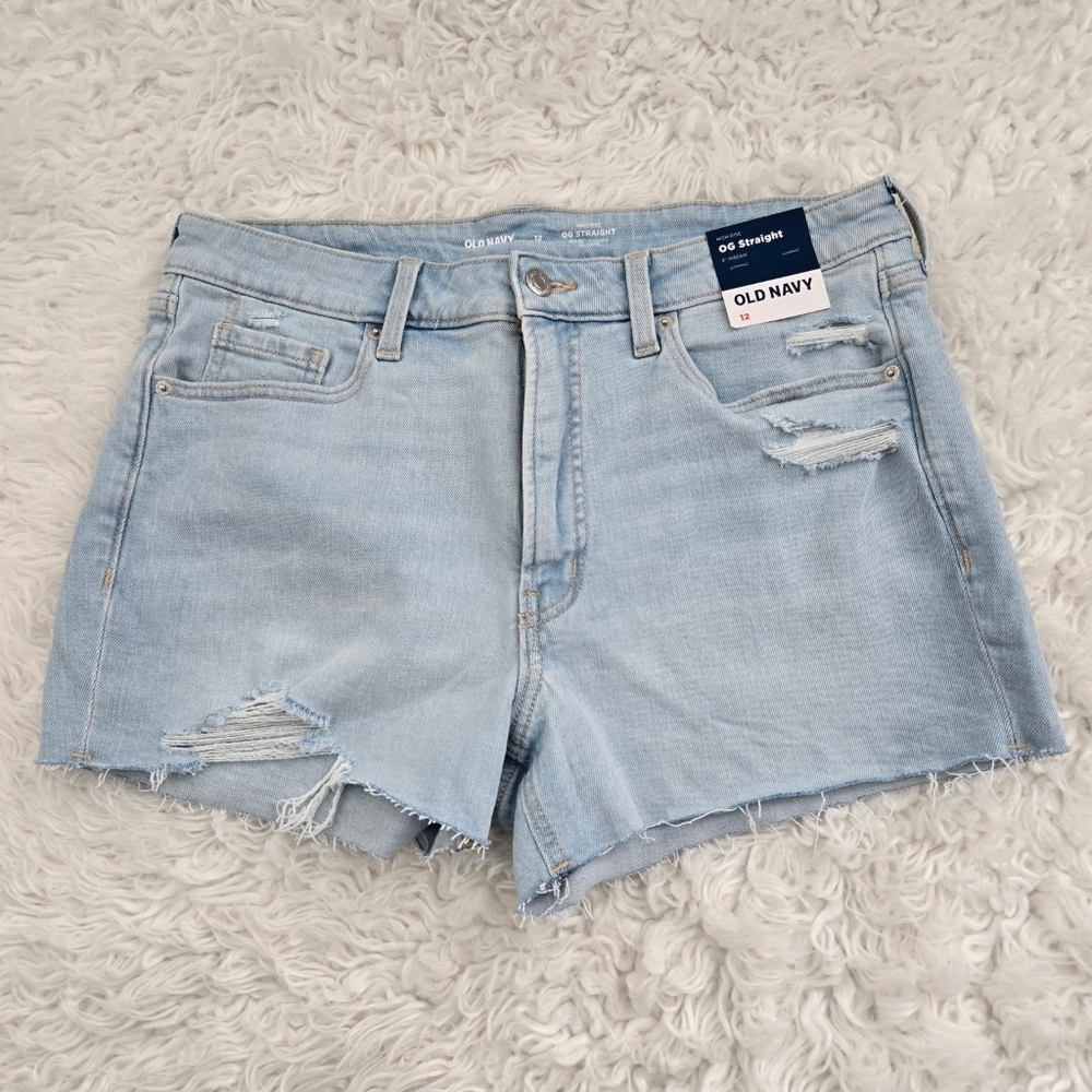 Old Navy High Rise OG Straight Secret Smooth Pockets Shorts. Size 12. New.